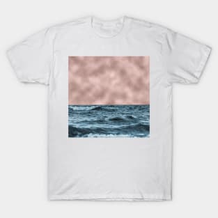 Rose gold skies over the ocean T-Shirt